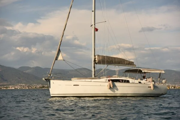 Beneteau 43